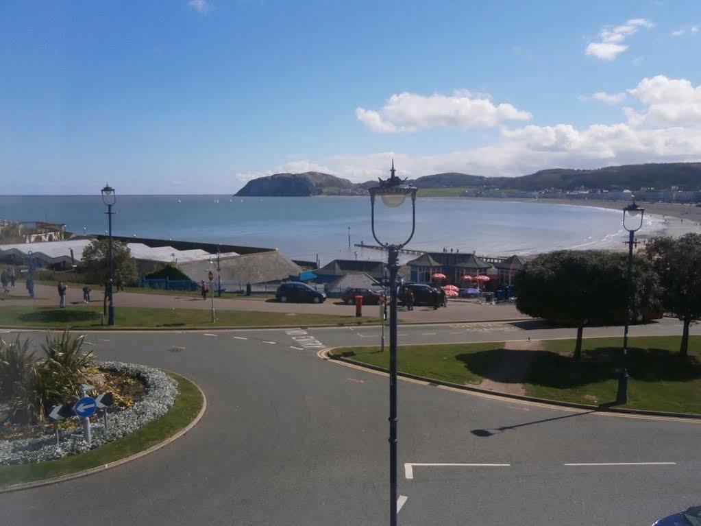 Min Y Don Llandudno (Adults Only) Exterior foto